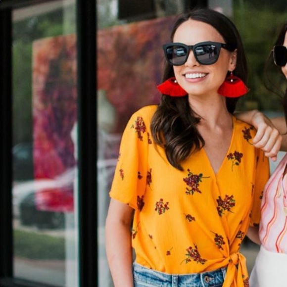 Meet your Posher, Audrey - Picture 2 of 3